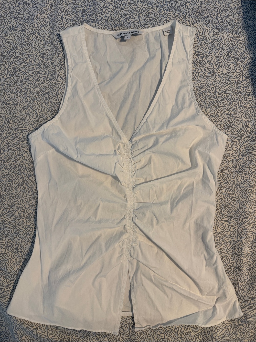 Veronica Beard White Sleeveless V-Neck Ruched Front Camisole
